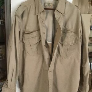 Men’s safari shirt